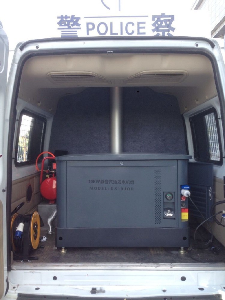 緊湊型設(shè)計(jì)：適合戶外活動的小型靜音發(fā)電機(jī)